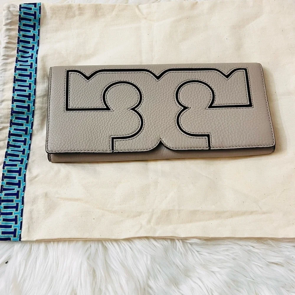 Tory Burch Miller Logo French Gray Leather Folding with dust bag